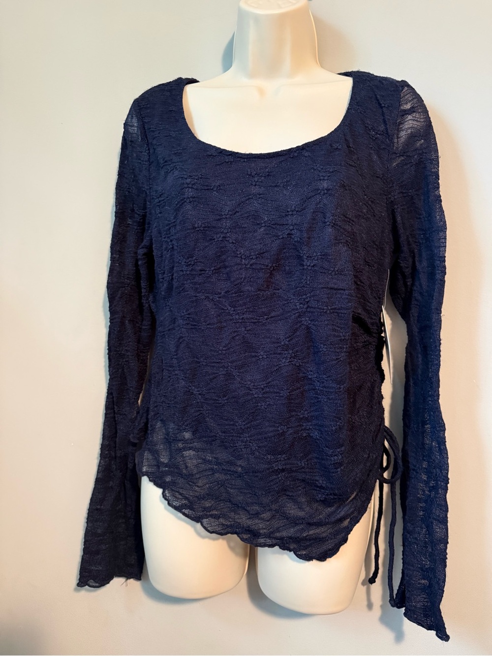 Chic Navy Lace Long Sleeve Top